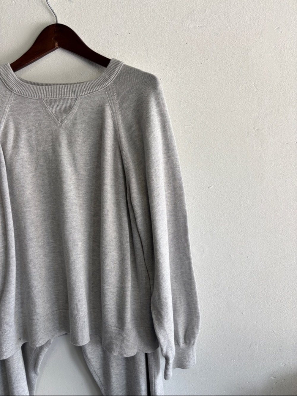 J. Crew luxury Cashmere Light Heather Gray Crewneck Sweatshirt and Jogger pants